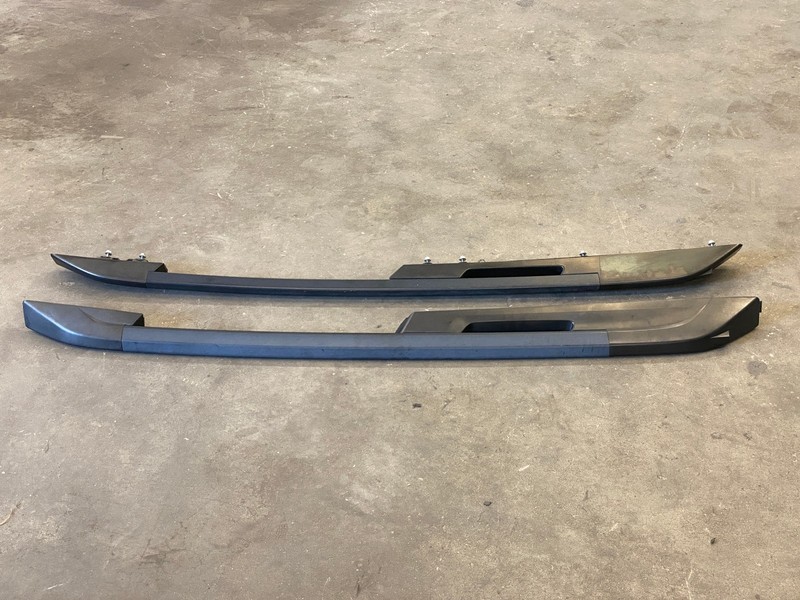 2016-2017 SUBARU CROSSTREK ROOF RACK SET OEM LOT773