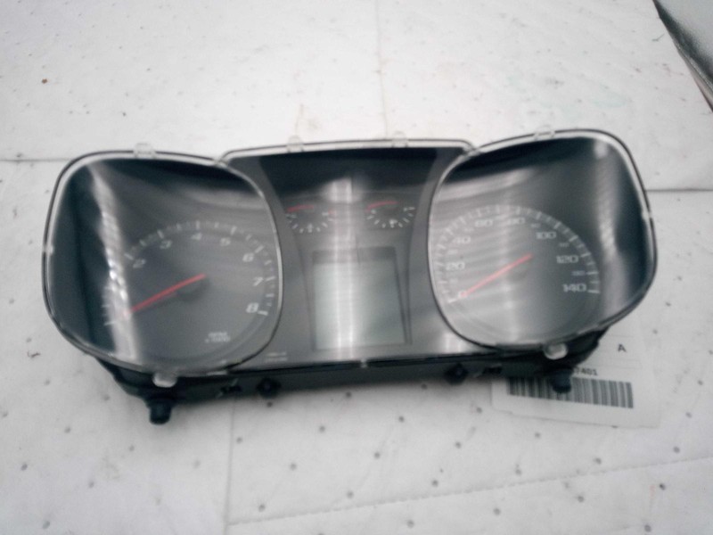 2012 Chevrolet Equinox Speedometer Gauge OEM Silver 96K Miles NJ25-28135-715668