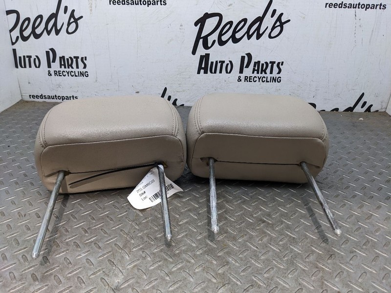 ESCALADE 2003-2006 Rear 2nd Row Headrest 1161624