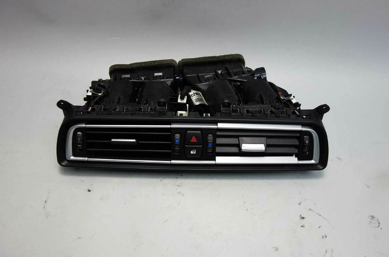2009-2015 BMW F01 7-Series F02 Front Center Dashboard Fresh Air Vent 4-Zone OEM