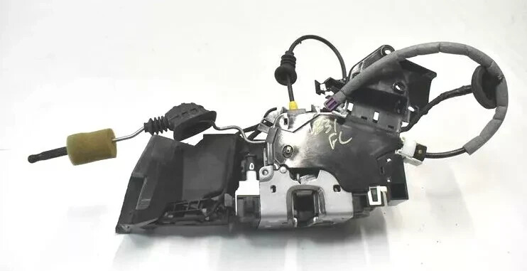 08-14 Mercedes W204 C63 C350 C250 Front Left Side Door Lock Latch Actuator OEM
