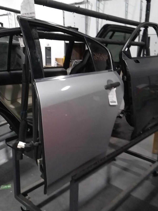 2011 INFINITI G25 Left Rear Door Silver OEM 351364 140K Miles