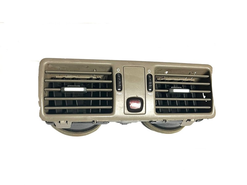 2003-2006 Volvo XC90 Center Dash AC Heater Air Vent OEM #3409400 OEM 2004 2005