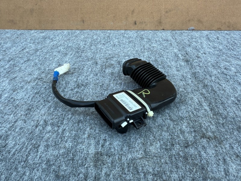 INFINITI FX35 FX50 QX70 09-17 OEM FRONT RIGHTSEAT BLOWER AIR DISTRIBUTION DUCT