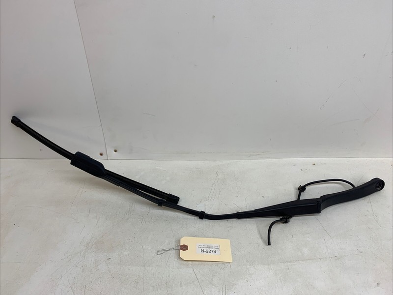 17-22 Tesla Model 3 M3 Front Passenger Side Windshield Wiper Arm Right 9274 U18