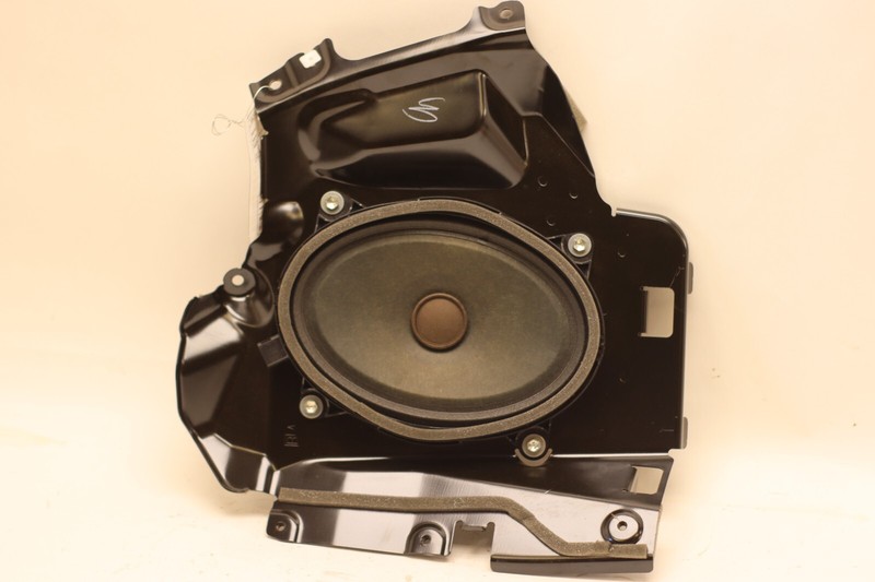 2015-2019 SUBARU LEGACY OUTBACK REAR AUDIO STEREO SYSTEM SPEAKER OEM