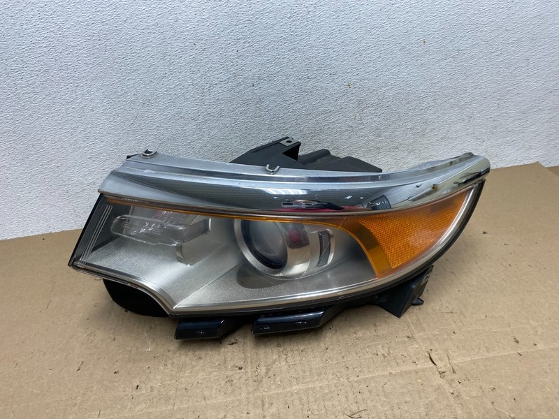 2011 to 2014 Ford Edge Front Left Driver Side Headlight Halogen Oem AE6507 DW