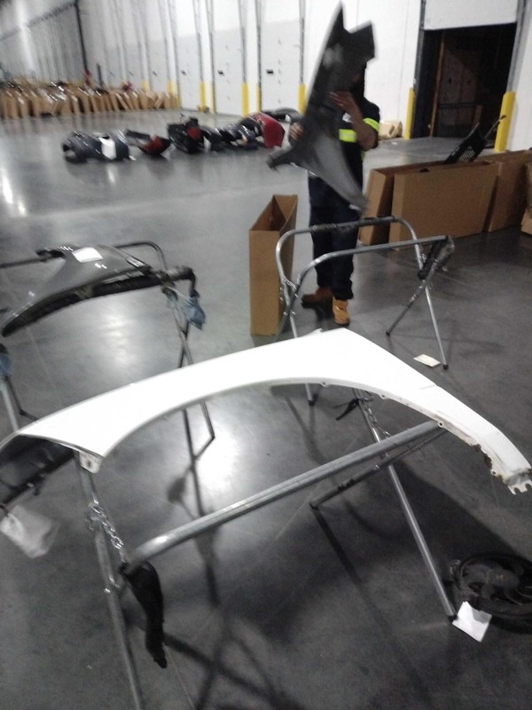 Dodge ram 1500 2014 Left Fender WHITE 40700 8013