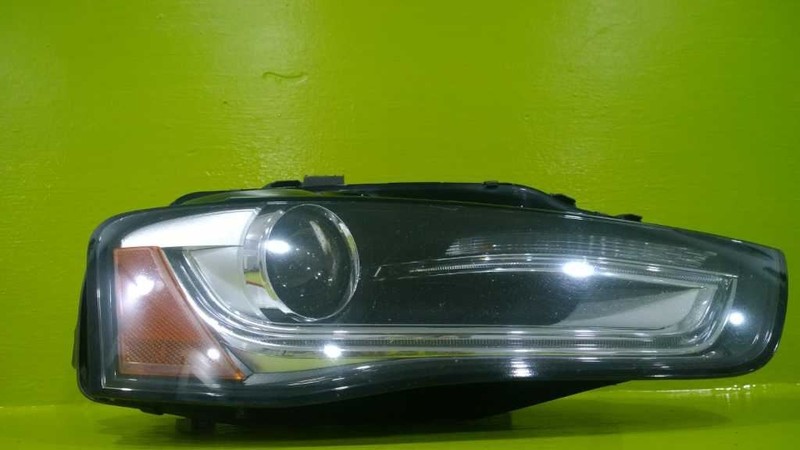 13-16 AUDI A4 PASSENGER RIGHT HID SELF ADJUSTING HEADLIGHT LAMP OEM 2990-158