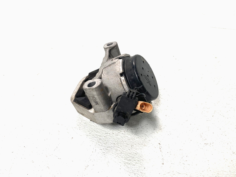 16 17 18 Audi A6 C7 3.0L RIGHT ENGINE MOUNT OEM #A0.38