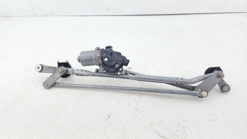 2012-2017 Toyota Camry Windshield Wiper Transmission With Motor OEM