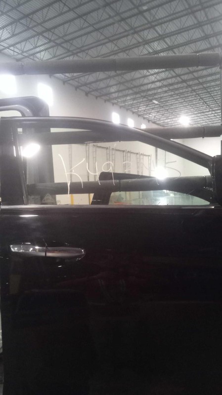 2015-2018 Hyundai Santa Fe Right Door Black PW PL PM 125K Miles OEM Used