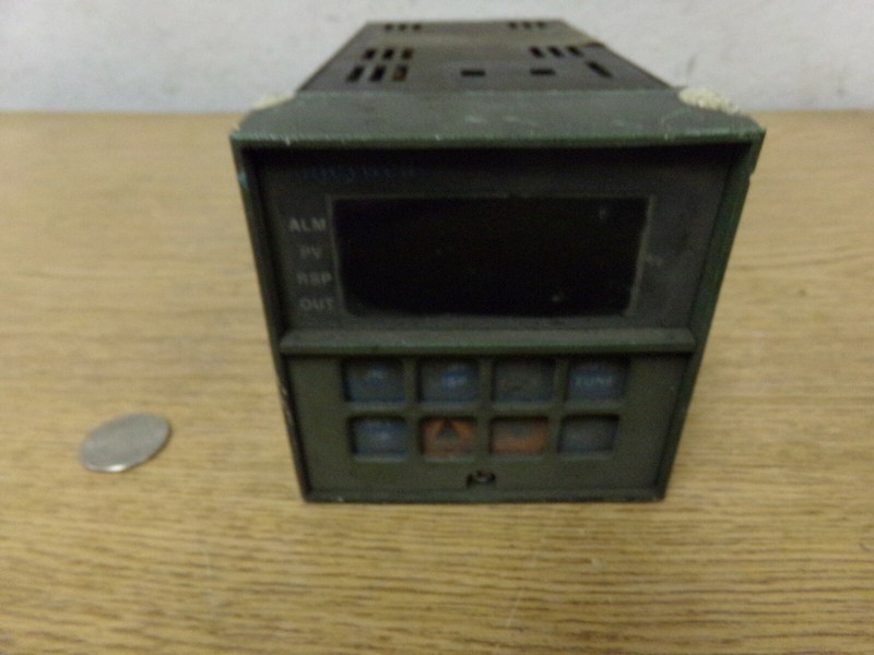 Honeywell DC3003-0-00A-1-00-0111 Temperature Controller IACD *FREE SHIPPING*