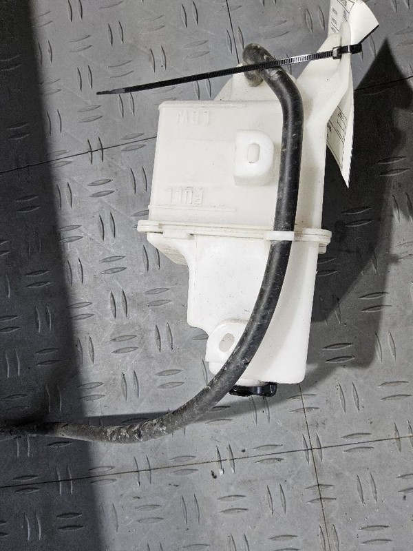 Coolant Reservoir Fits 19-23 RAV4 3428390