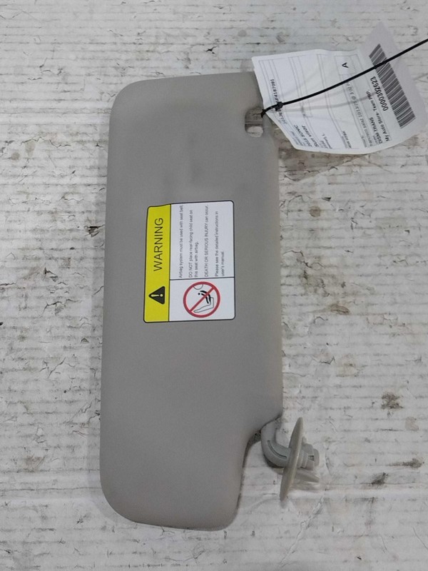 2015 Chevrolet Sonic Black Used Sun Visor OEM Part #48609 123K Miles