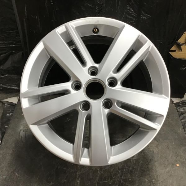 2012-2014 Volkswagen Jetta 69972 Wheel 16x6.5 Rim Silver Painted 5C0601025AB8Z8