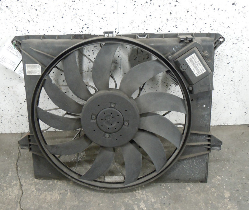 2007-2012 Mercedes-Benz GL450 Engine Cooling Fan OEM