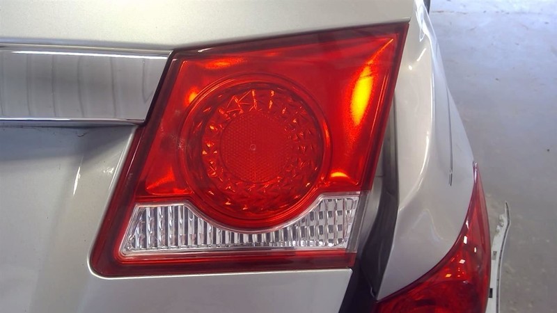 Passenger Tail Light VIN P 4th Digit Limited Fits 11-16 CRUZE 3438225