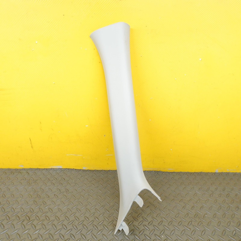 2022-2024 FORD MAVERICK WINDSHIELD RIGHT A PILLAR TRIM COVER PANEL NZ6BE03512