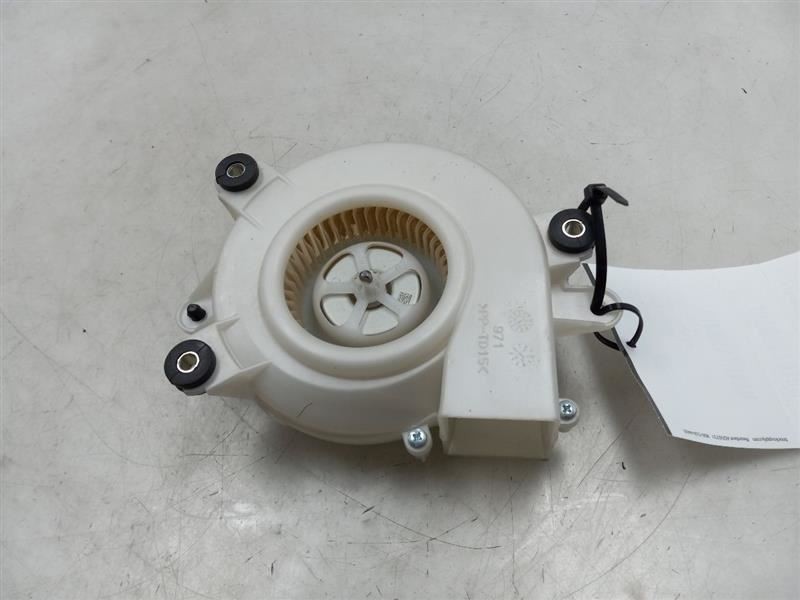 12-15 TOYOTA PRIUS PLUG-IN 1.8L FWD AT REAR AC BLOWER MOTOR