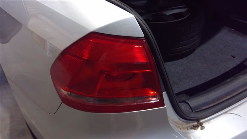 Driver Tail Light Sedan Quarter Panel Mounted Fits 12-15 PASSAT 3296442