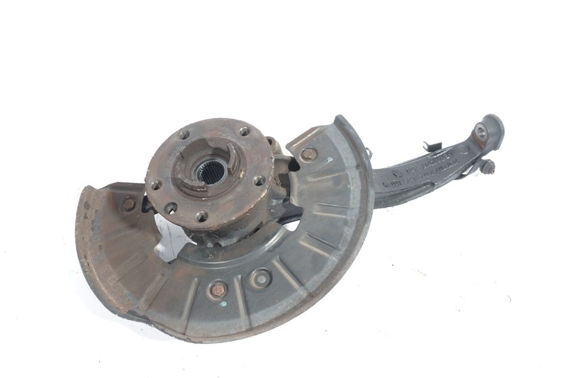 2004 - 2007 WOLKSWAGEN TOUAREG 7L FRONT LEFT SIDE SPINDLE KNUCKLE OEM