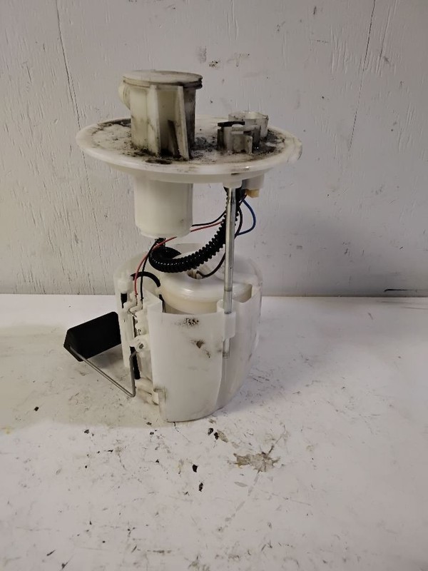 Fuel Pump Assembly Sedan Fits 14-19 COROLLA 3597958