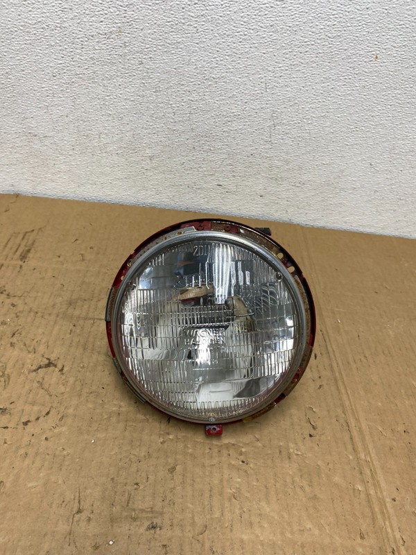 1986 to 1994 Alfa Romeo Spider Headlight AC7723