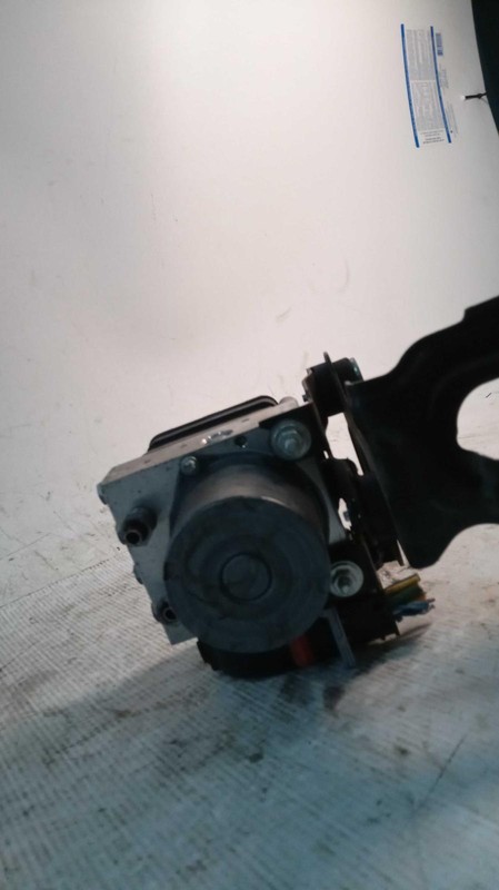 2018 Jaguar XE ABS Pump & Motor Assembly OEM HX732C353AF 70K Miles