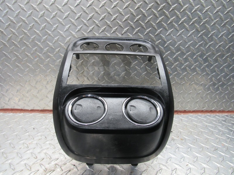 2010 JEEP COMPASS CENTER DASH AIR VENT RADIO & CLIMATE CONTROL TRIM BEZEL OEM