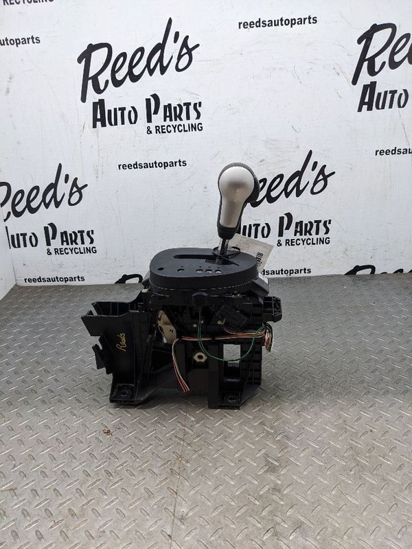 2011-2017 NISSAN JUKE AUTOMATIC FLOOR GEAR SHIFTER ASSEMBLY OEM1170279