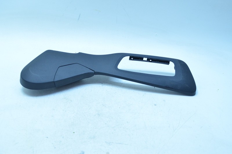 22-24 BMW i4 G26 FRONT LEFT DRIVER SEAT OUTER COVER PANEL TRIM OEM