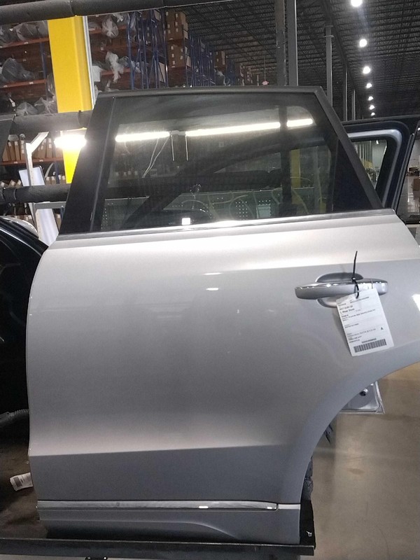 Audi Q5 2017 Left Rear Door SILVER 2576 8992