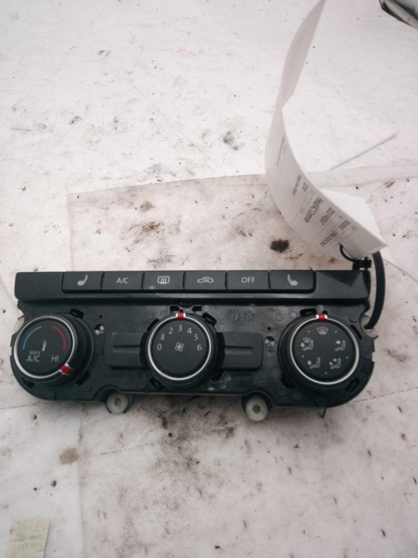 2019 Volkswagen Passat A/C Selector Switch OEM 561907426GZJU Used 106K Miles