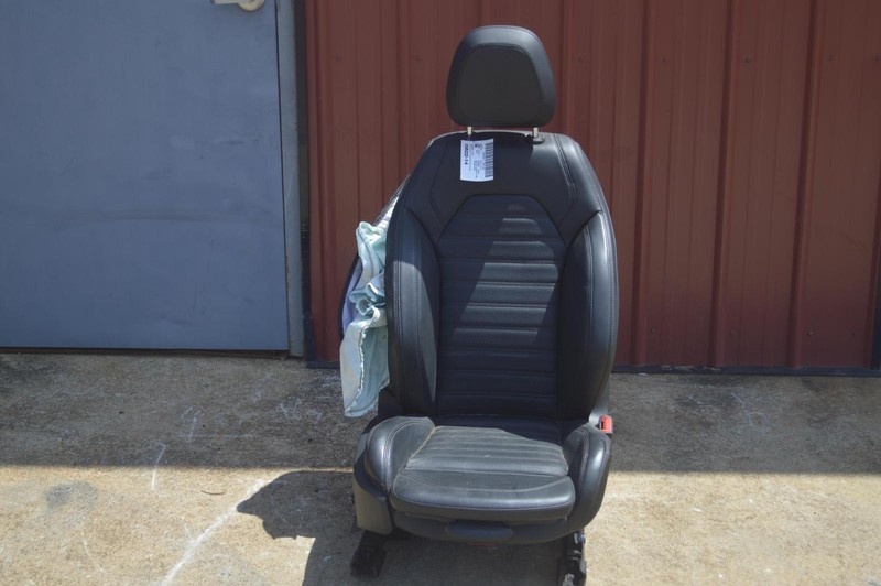 2018-2020 ALFA ROMEO STELVIO FRONT RIGHT PASSENGER SIDE SEAT LEATHER OEM