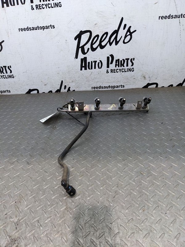 Fuel Injection Parts Fuel Injector MR20DE Taxi Fits 17-19 NV200 1181748