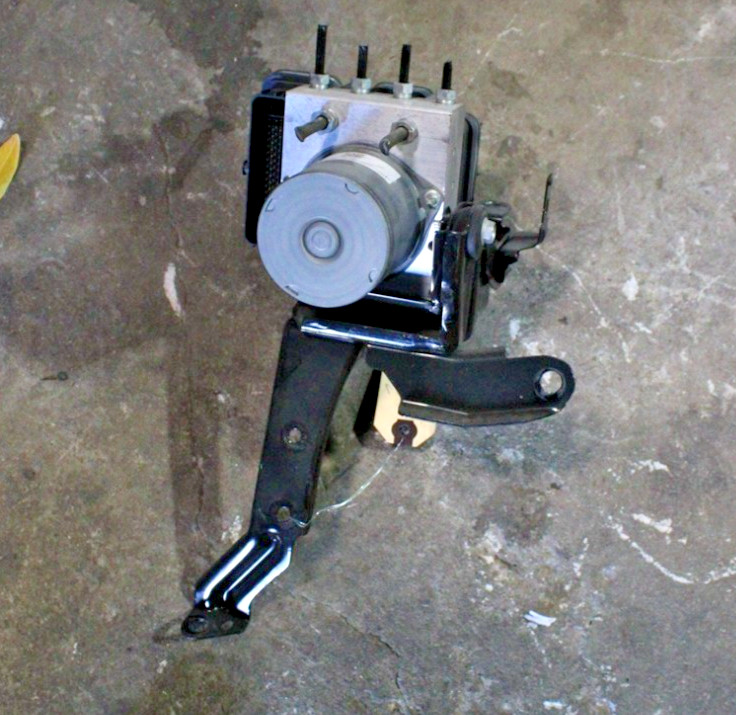SUBARU LEGACY 2020 - 2022 ABS ANTI LOCK BRAKE PUMP CONTROL MODULE OEM 27536AN00B