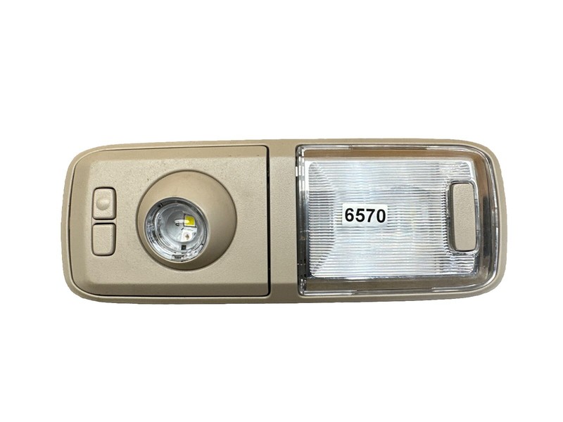 ✅ 12-18 VOLVO VNL DRIVER OR PASSENGER OEM OVERHEAD DOME LED LIGHT ✅