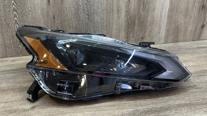 2023-2024 NISSAN ALTIMA RIGHT HEADLIGHT LED ASSY OEM