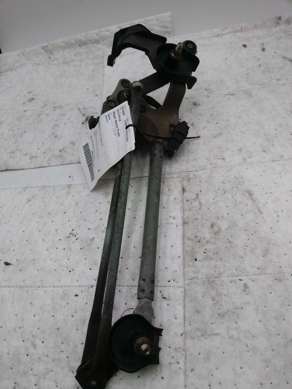 2013 Toyota RAV4 Wiper Motor OEM 851100R030 84000 Miles Red