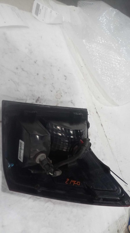 Used Left Tail Light Assembly fits: 2010 Jeep Grand cherokee Left Grade B