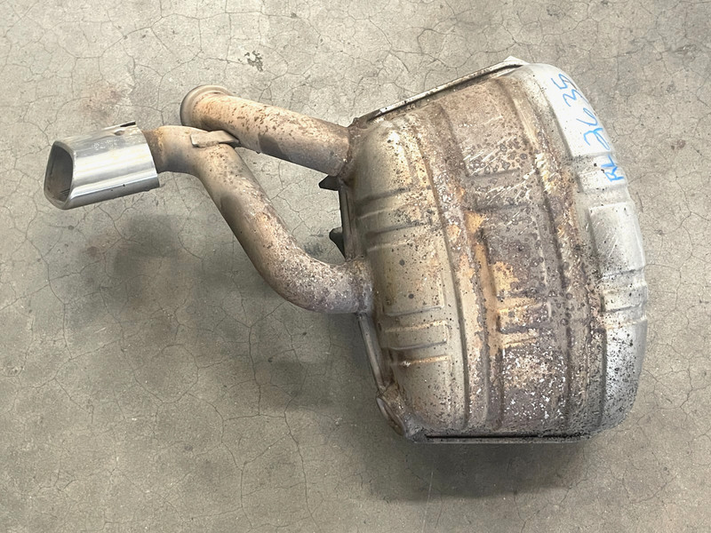 ⭐2002-2005 PORSCHE 911 997 REAR LEFT DRIVERS EXHAUST MUFFLER W/ TIP OEM LOT2635
