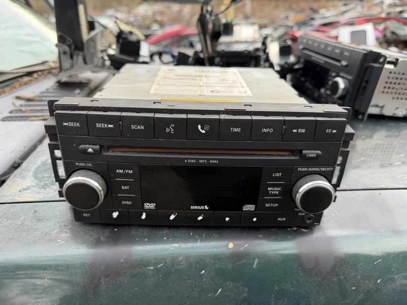 2008-12 Chrysler Dodge Jeep FM/AM Radio MP3 6 CD DVD Changer OEM P/N: 05064933AC