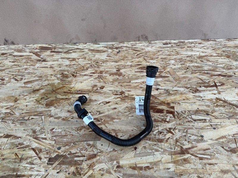 RIVIAN R1S R1T 2022-2026 OEM COOLANT HOSE TUBE PIPE LINE PT00515824-B