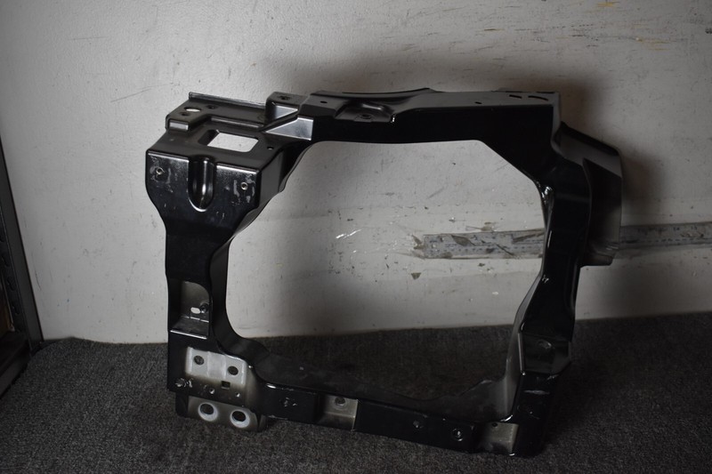 Jaguar F Pace Range Rover Velar Left Support Bracket Genuine M8E2-13N079-A DNOAB
