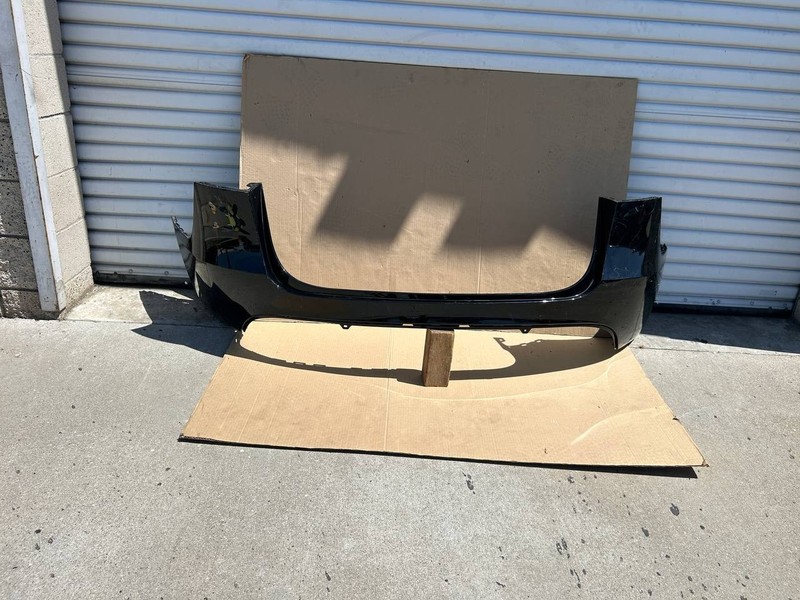 ✅2023 Tesla Model Y Rear Bumper Cover Solid Black 1540121-01-EPBSB