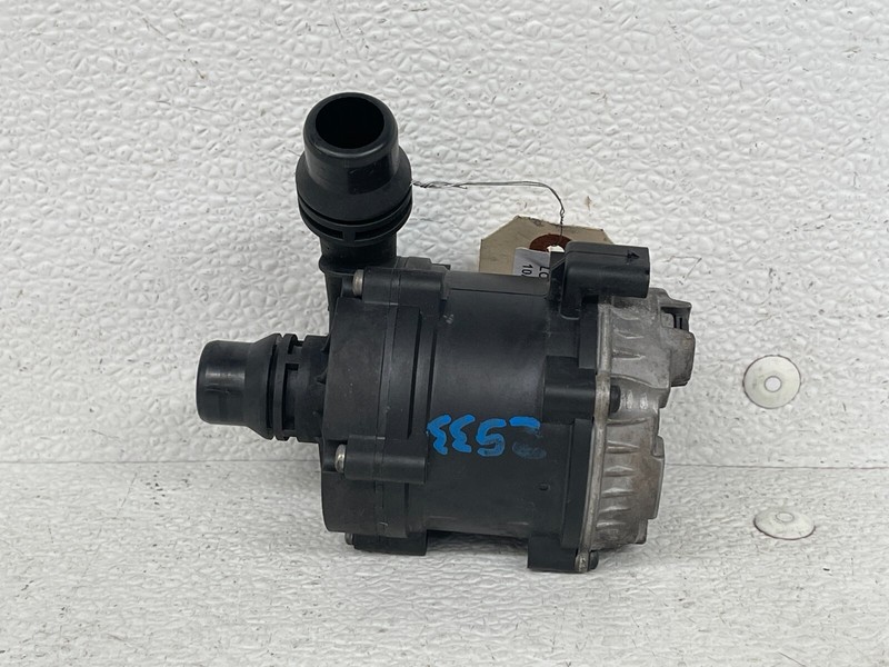 ⭐18-22 BMW 5 7-SERIES XDRIVE G30 4.4L AUXILIARY COOLANT WATER PUMP OEM LOT2533