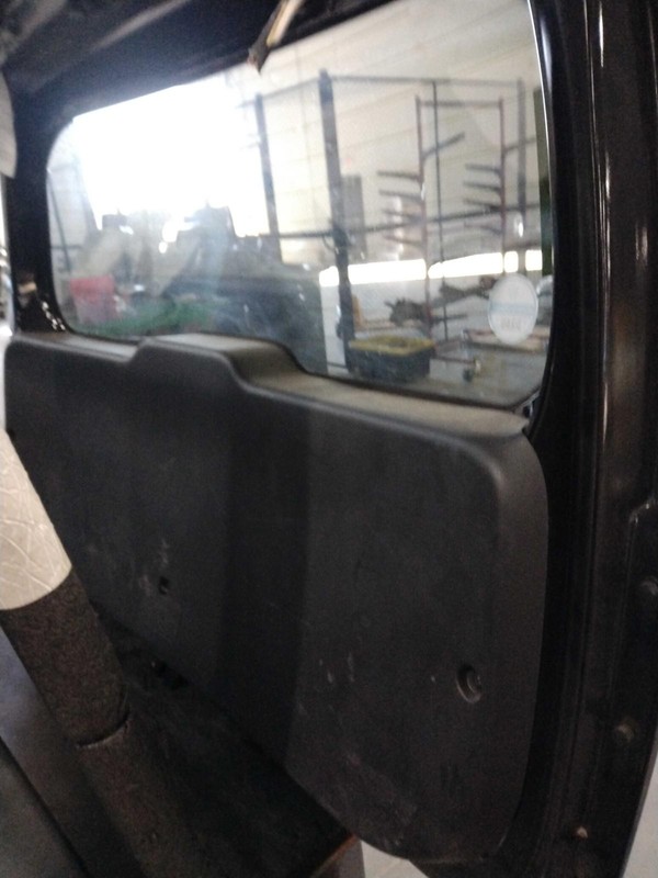 Used Deck Lid fits: 2014 Kia Soul w/privacy tint glass w/o rear view camera Grad