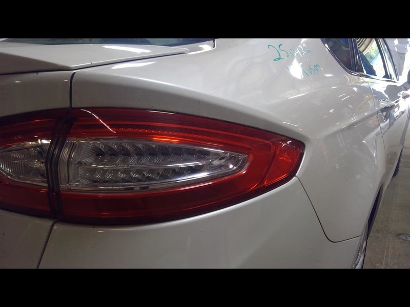 Passenger Tail Light Quarter Panel Mounted LED Plug In Fits 13-16 FUSION 1683962
