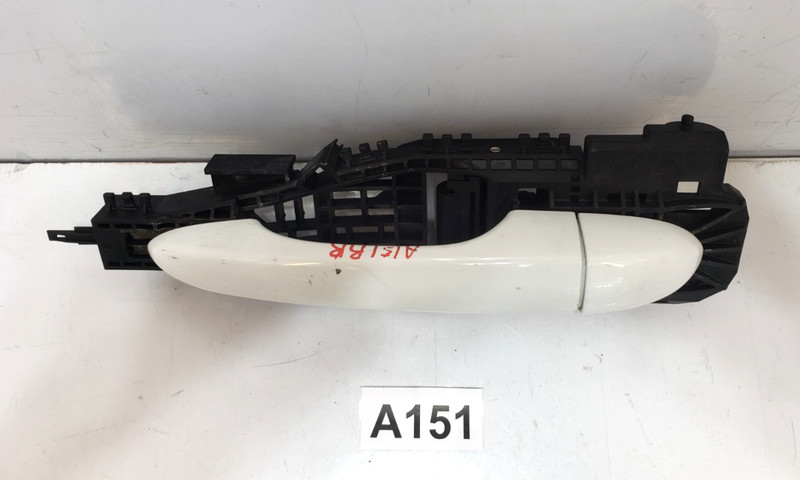 ✅ 14-23 OEM Jeep Cherokee Rear Right Passenger Exterior Door Handle White PW7*